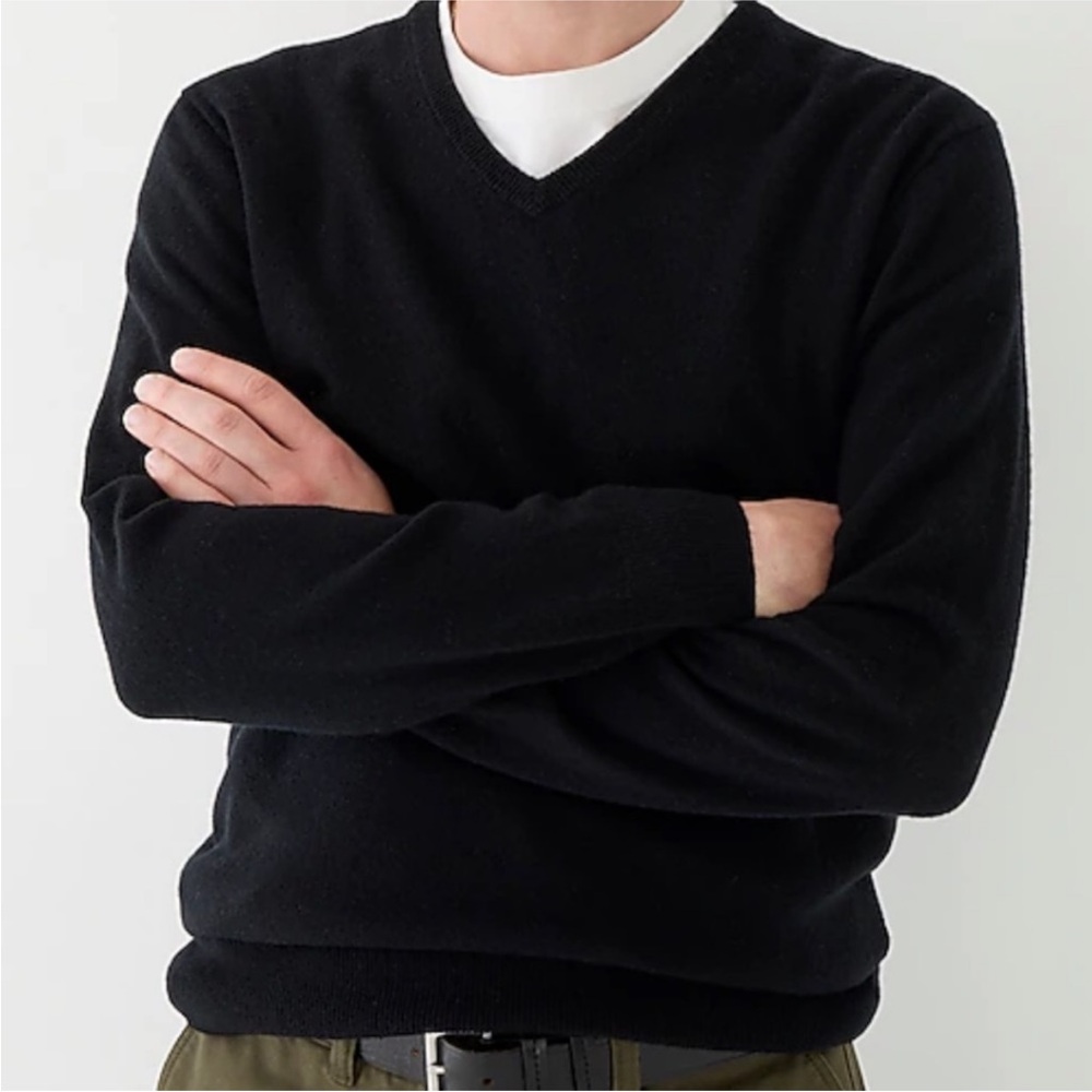 J.Crew black men’s merino wool sweater v neck Size L